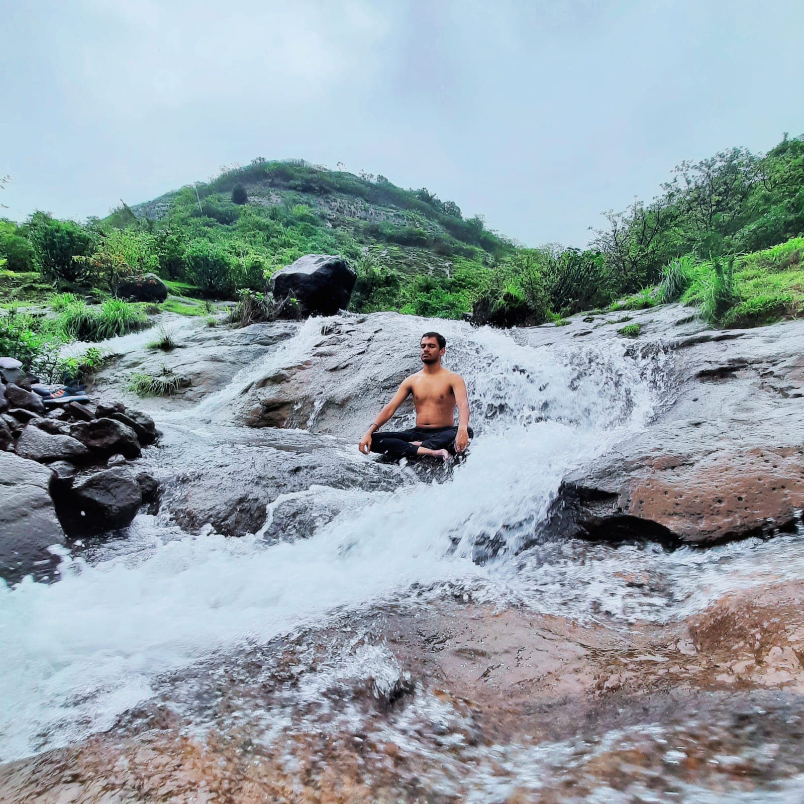Visapur Waterfall.jpeg